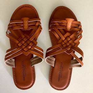 Size 7 American Eagle Sandals Never Worn